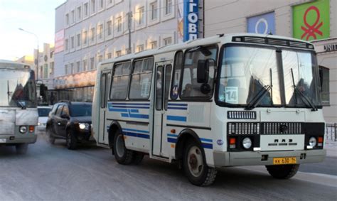 Время начала движения автобусов на основных маршрутных линиях