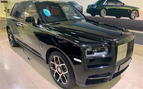 Выбор автомобиля Rolls-Royce в России