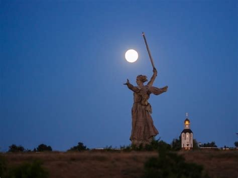 Затмения и другие астрономические явления