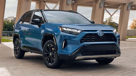 Каков вес нового Toyota RAV4 2021 года?