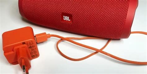 Как долго заряжается JBL Charge 5 на примере домашней розетки?