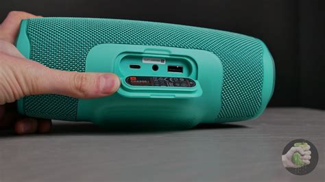 Можно ли использовать JBL Charge 5 во время зарядки?