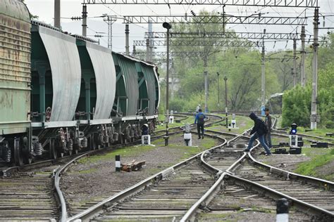 Ограничения на проведение подземных коммуникаций вблизи железной дороги