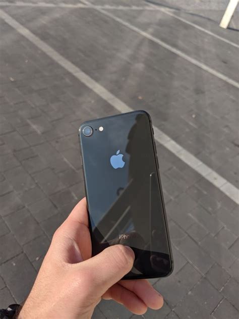 Причина вибрации кнопки на iPhone 8 Plus